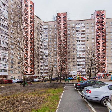 Уютная, Просторная Видовая Трехкомнатная Квартира Возле Метро Академгородок На 6 Мест Kiew Exterior foto